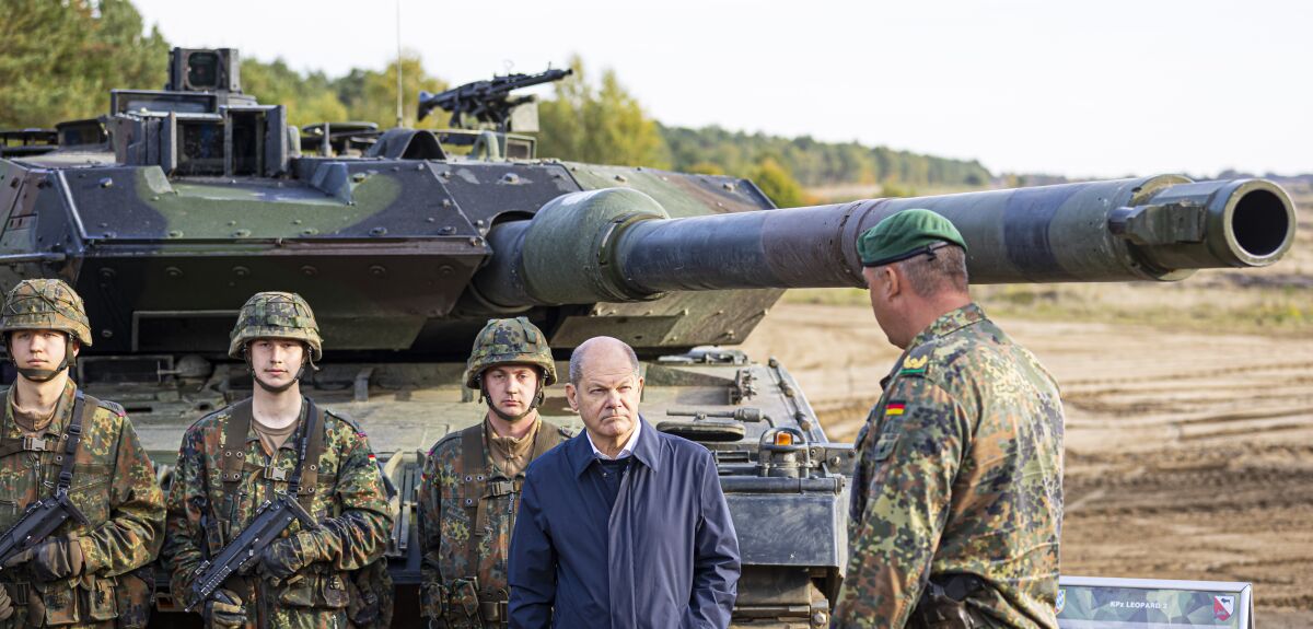 Germany confirms it will provide Ukraine with Leopard 2 tanks